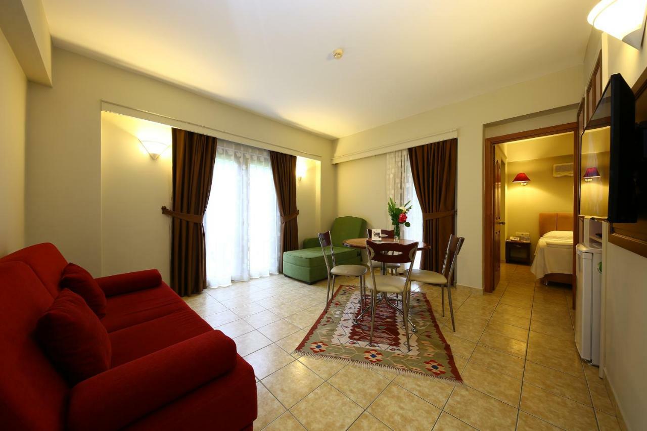 Mr. Dim Exclusive Apart Hotel Гьочек Екстериор снимка