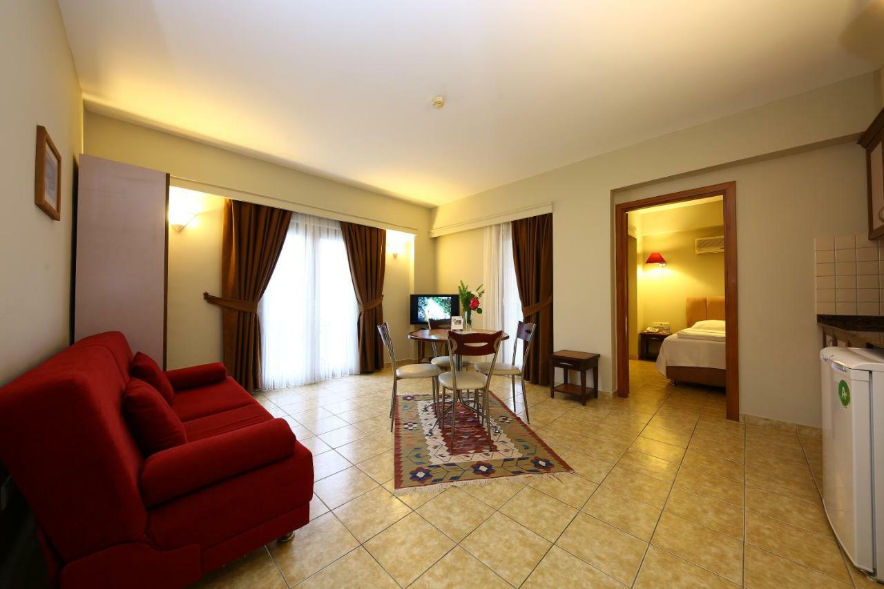 Mr. Dim Exclusive Apart Hotel Гьочек Екстериор снимка