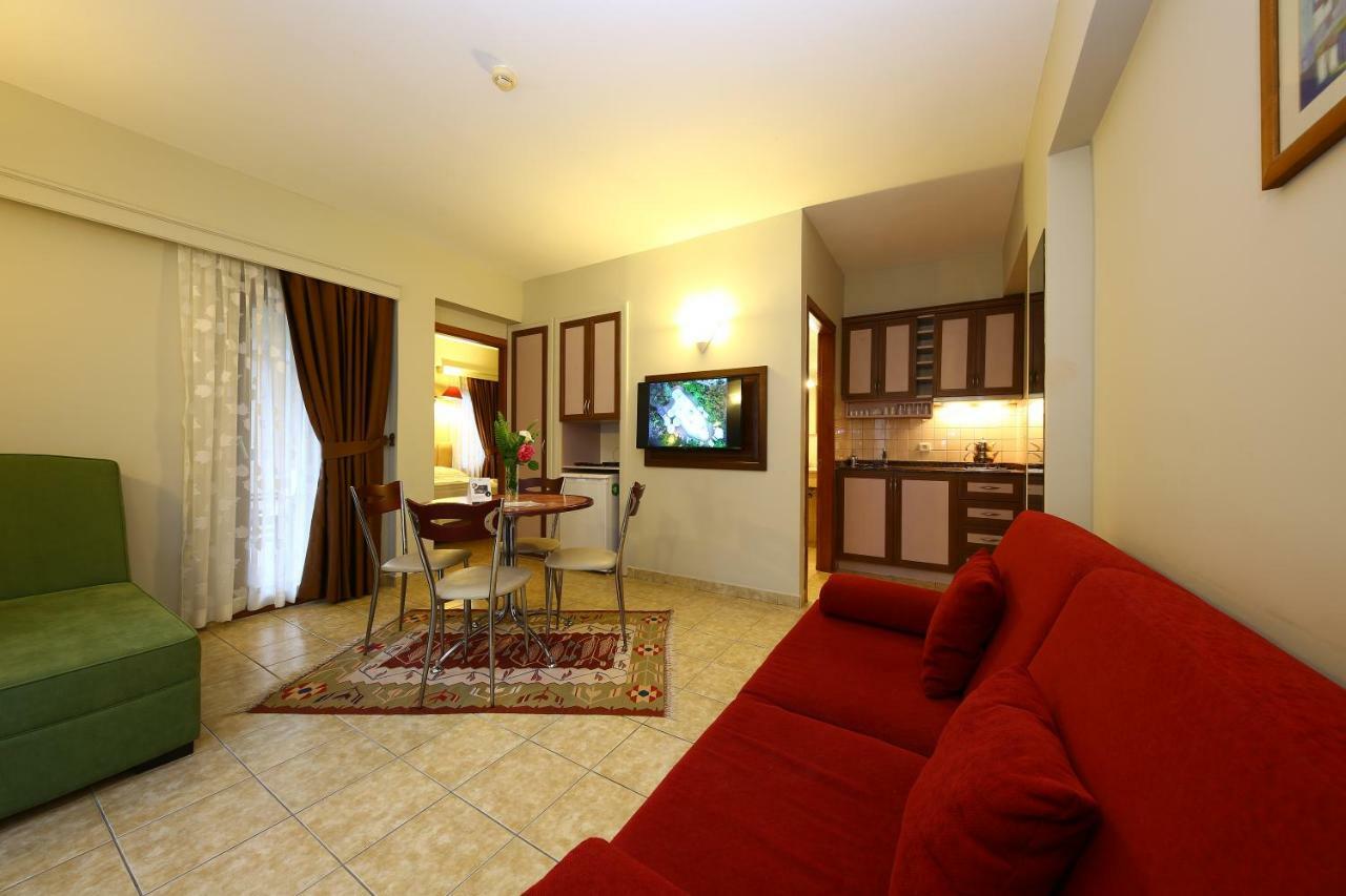 Mr. Dim Exclusive Apart Hotel Гьочек Екстериор снимка